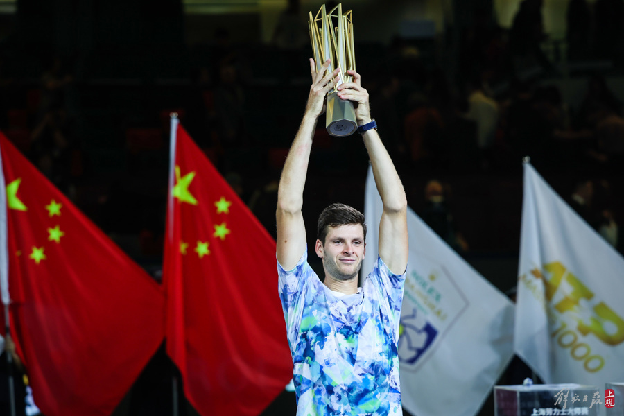 欧洲网球队逆转西班牙网球队,费德勒送出助攻的简单介绍 欧洲网球队逆转西班牙网球队,费德勒送出助攻的简单介绍