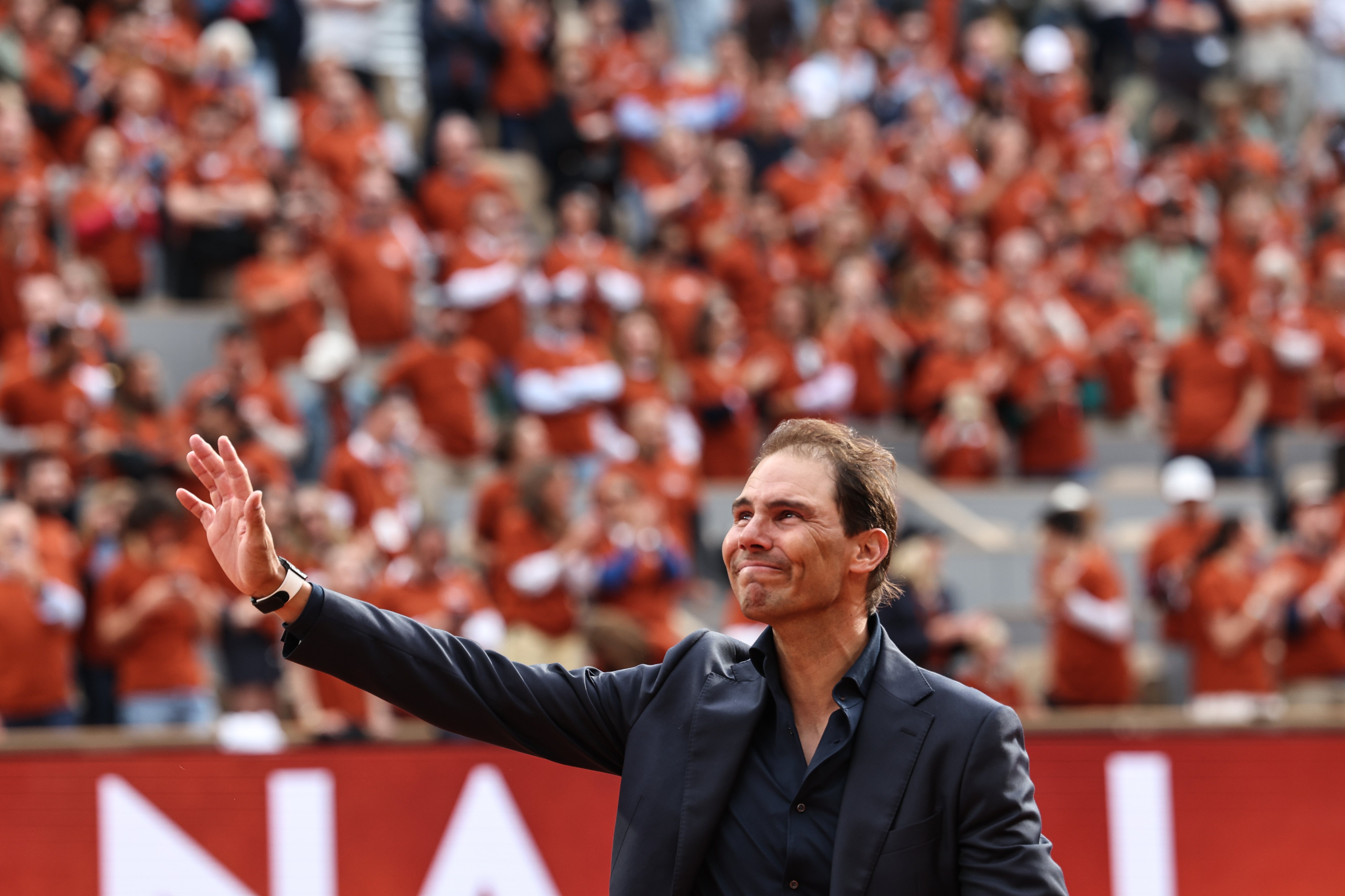 英国网球队翻盘意大利网球队，纳达尔送出助攻