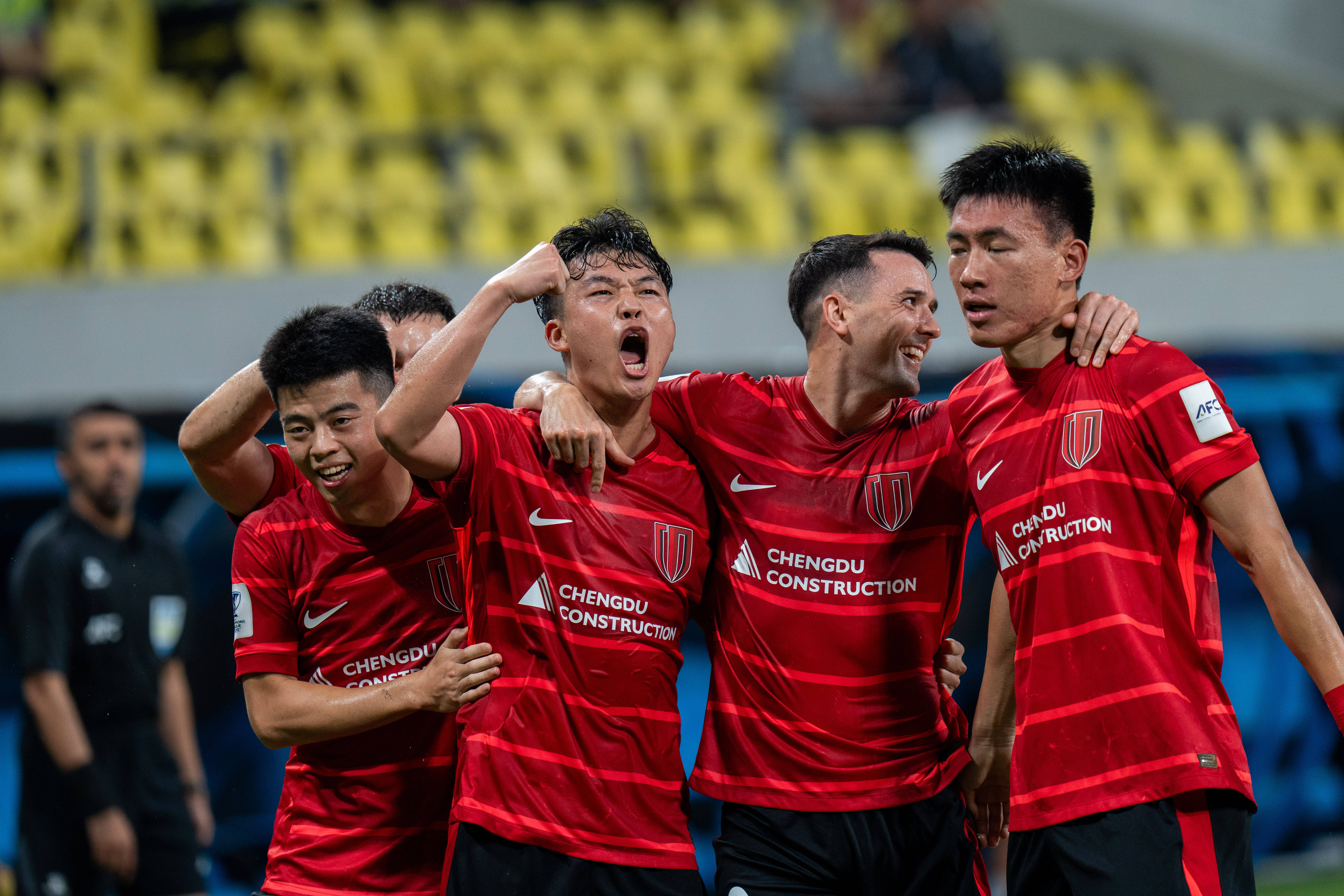 包含亚冠比赛中意外事故频发，风云突变的词条