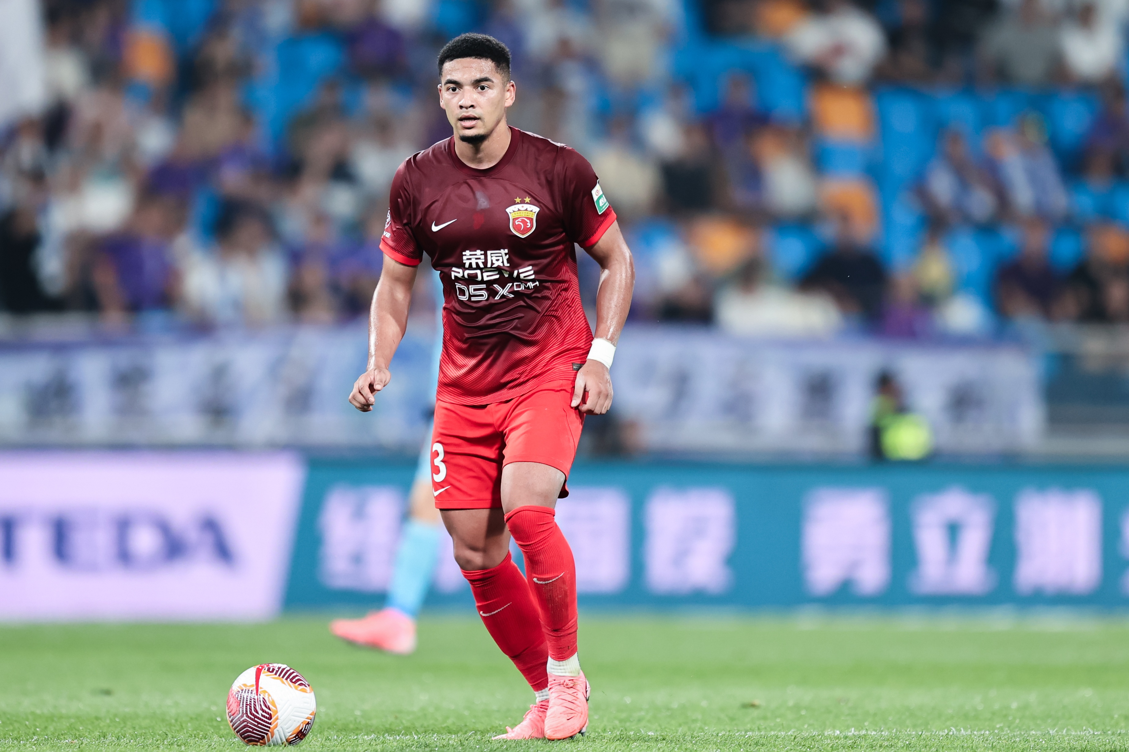 包含上港主教练战术高瞻远瞩,球队实力明显提升的词条 包含上港主教练战术高瞻远瞩,球队实力明显提升的词条