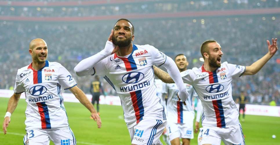 法甲豪门球员集体受伤，阵容蒙上阴影