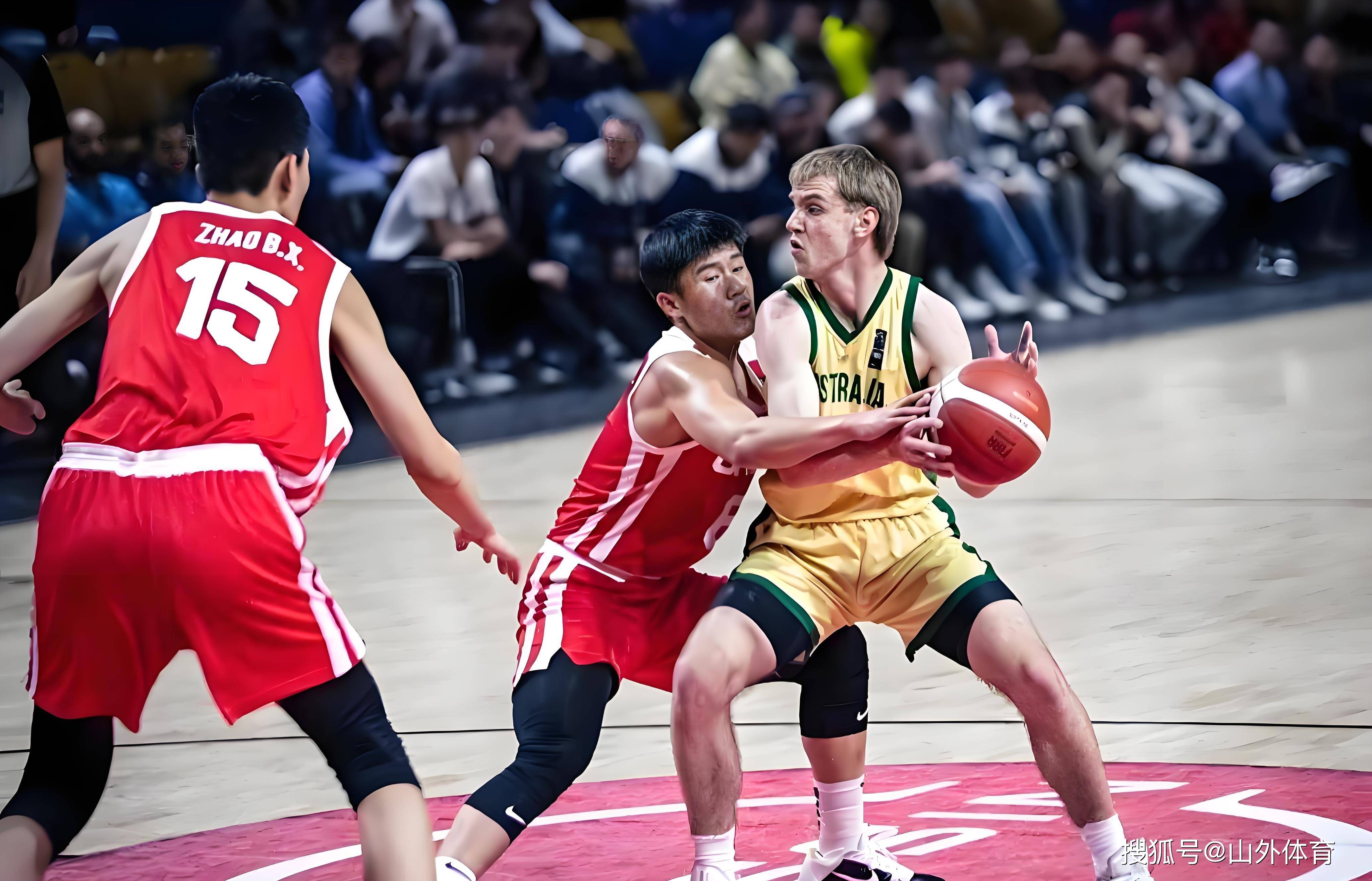 澳大利亚男篮取得胜利晋级淘汰赛