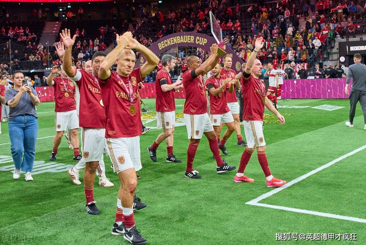 关于罗本射门入网，拜仁成功晋级下一轮的信息