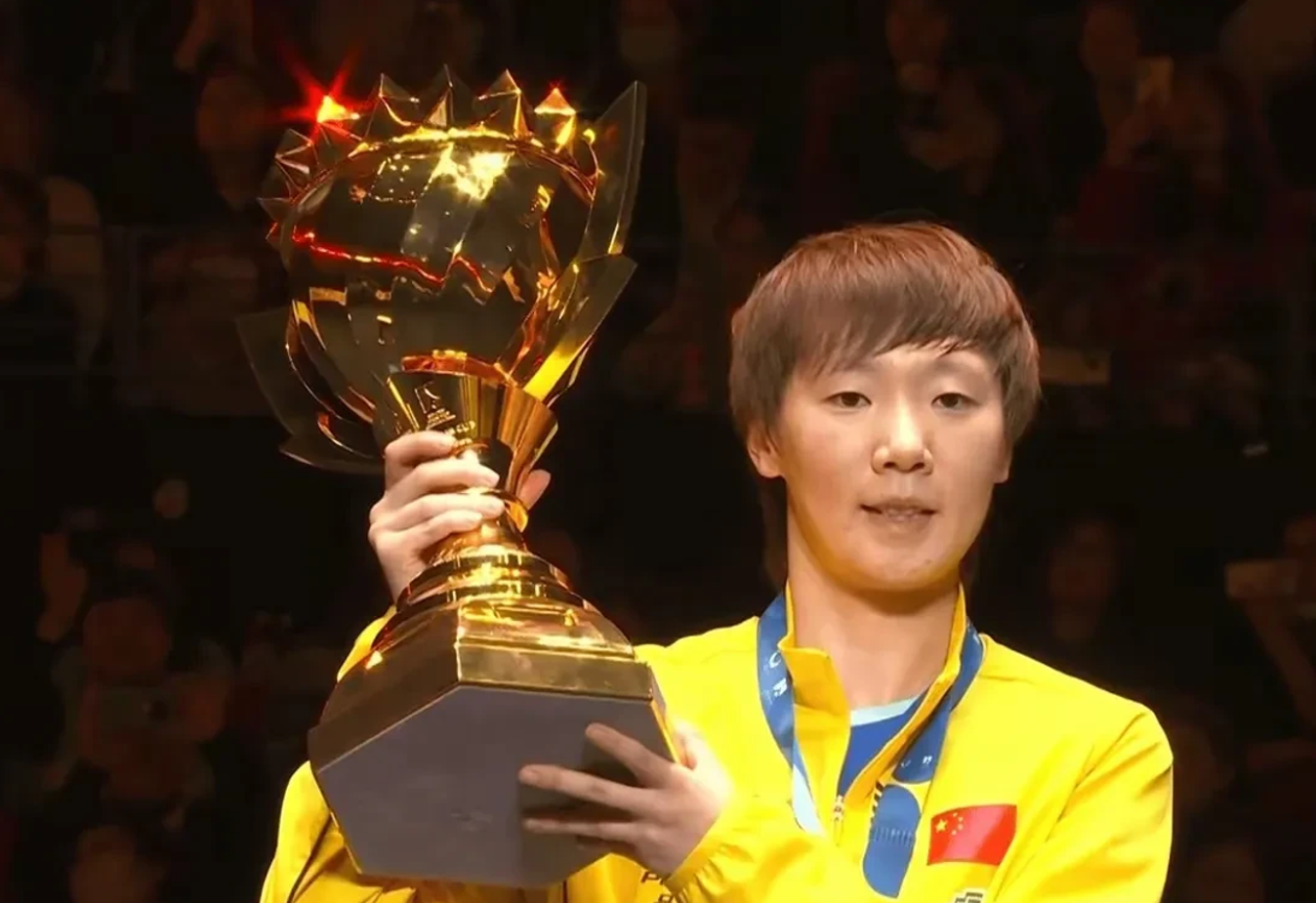 包含亚洲足球豪门力争一决雌雄，赛场热闹不停的词条