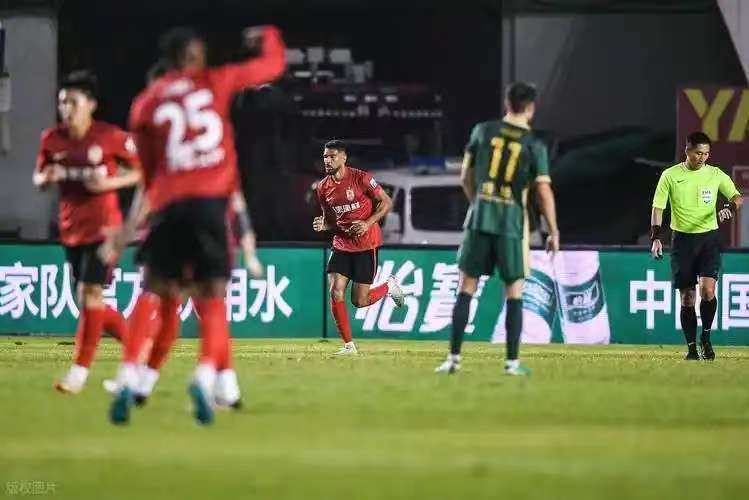 九游体育平台-包含双方陷入胶着战，胜负悬念难解的词条