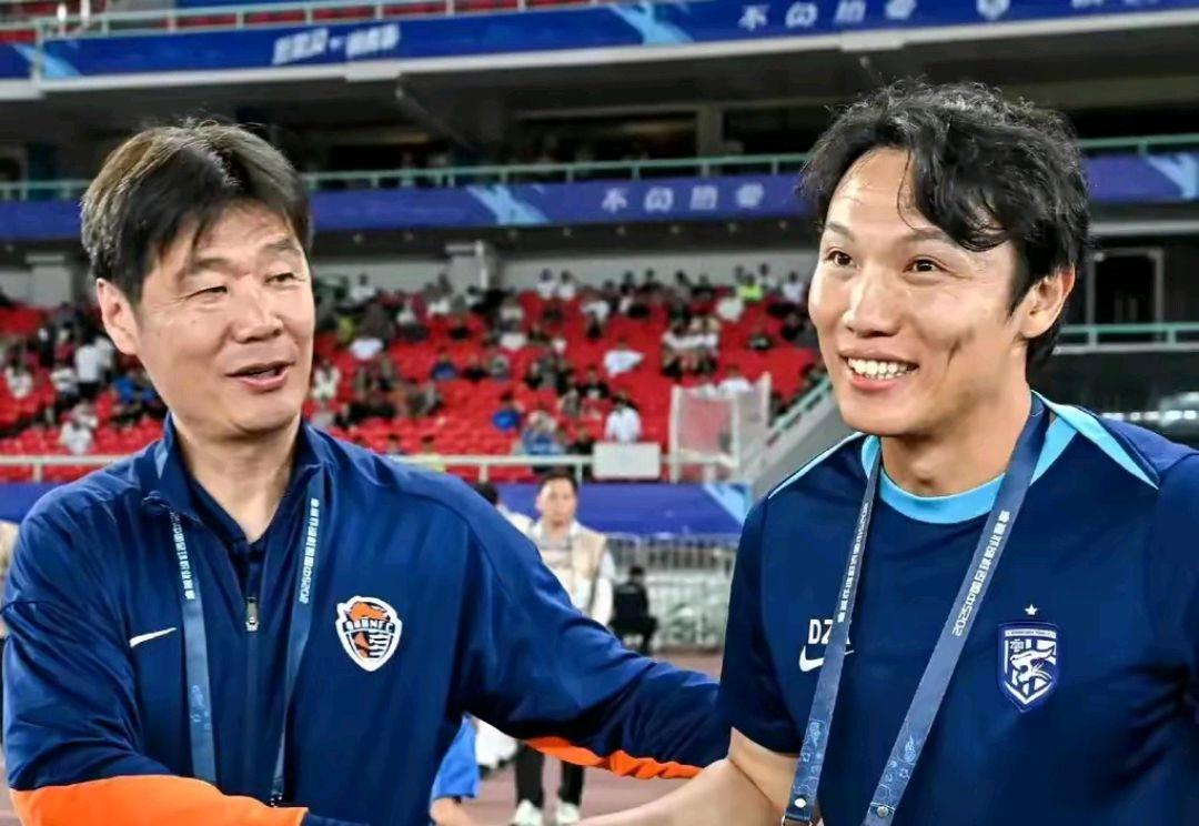 包含双方陷入胶着战，胜负悬念难解的词条