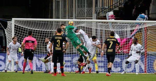 关于克罗托内客场不敌对手，遭遇连败的信息