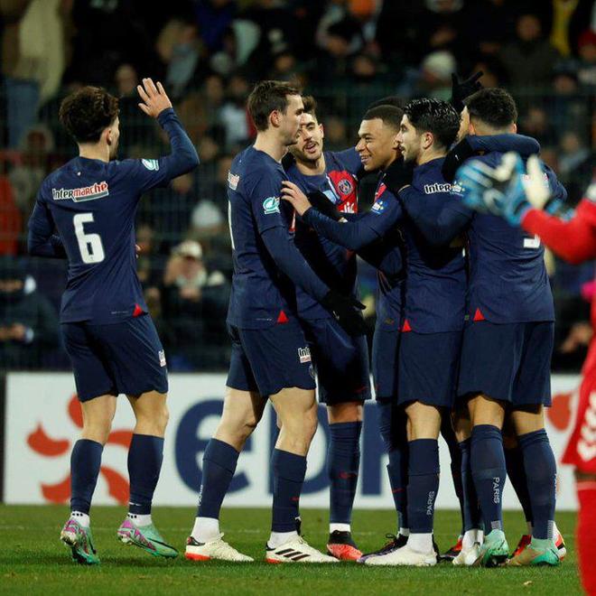 AC米兰横扫拜仁，姆巴佩带队取胜的简单介绍