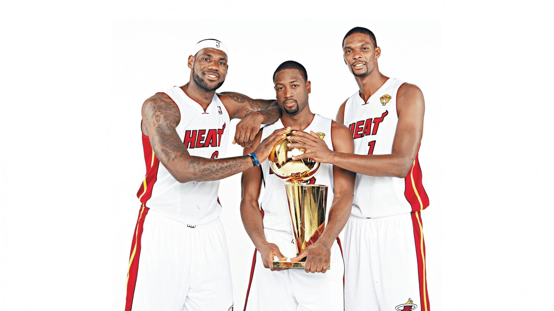 牙买加力克突尼斯，伊布成为关键先生，一场跨越国界的足球传奇