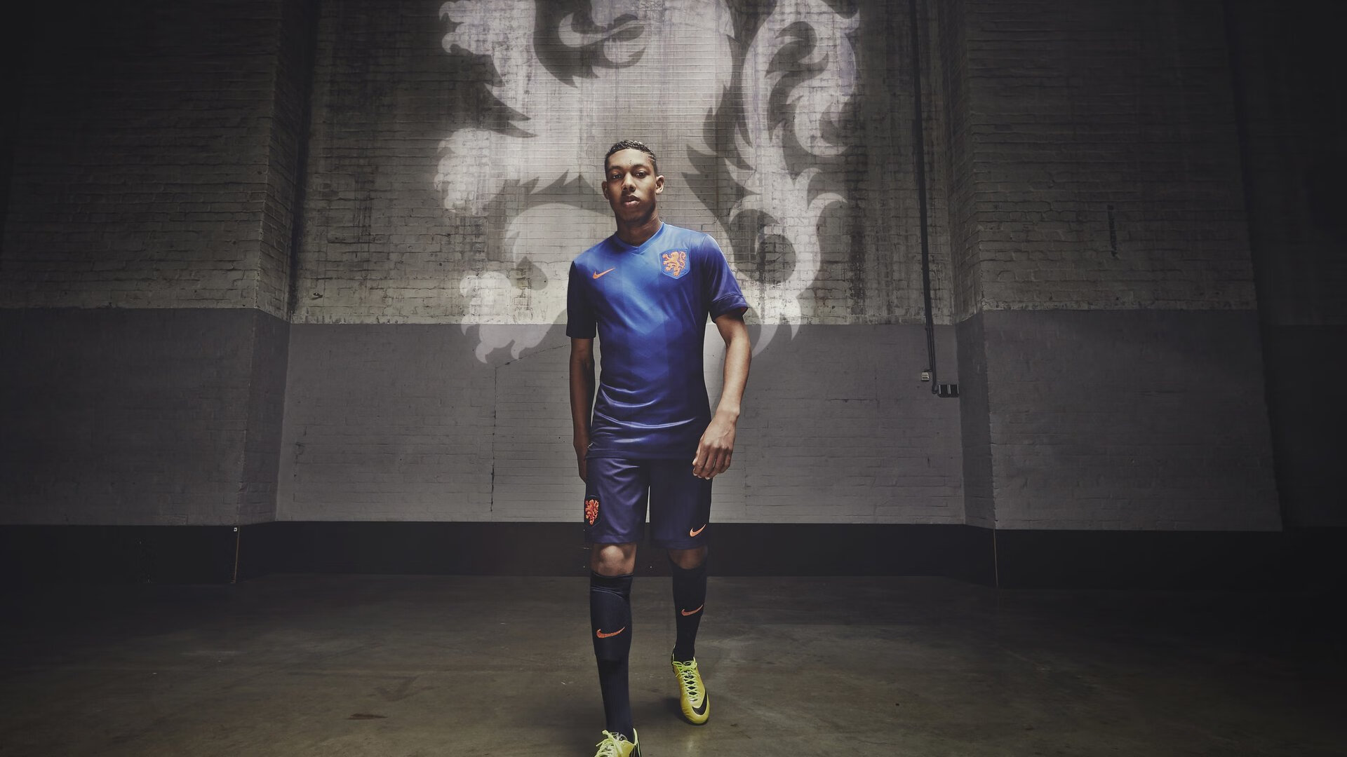 从广厦横扫到世界杯接管,米切尔的双重征服之路