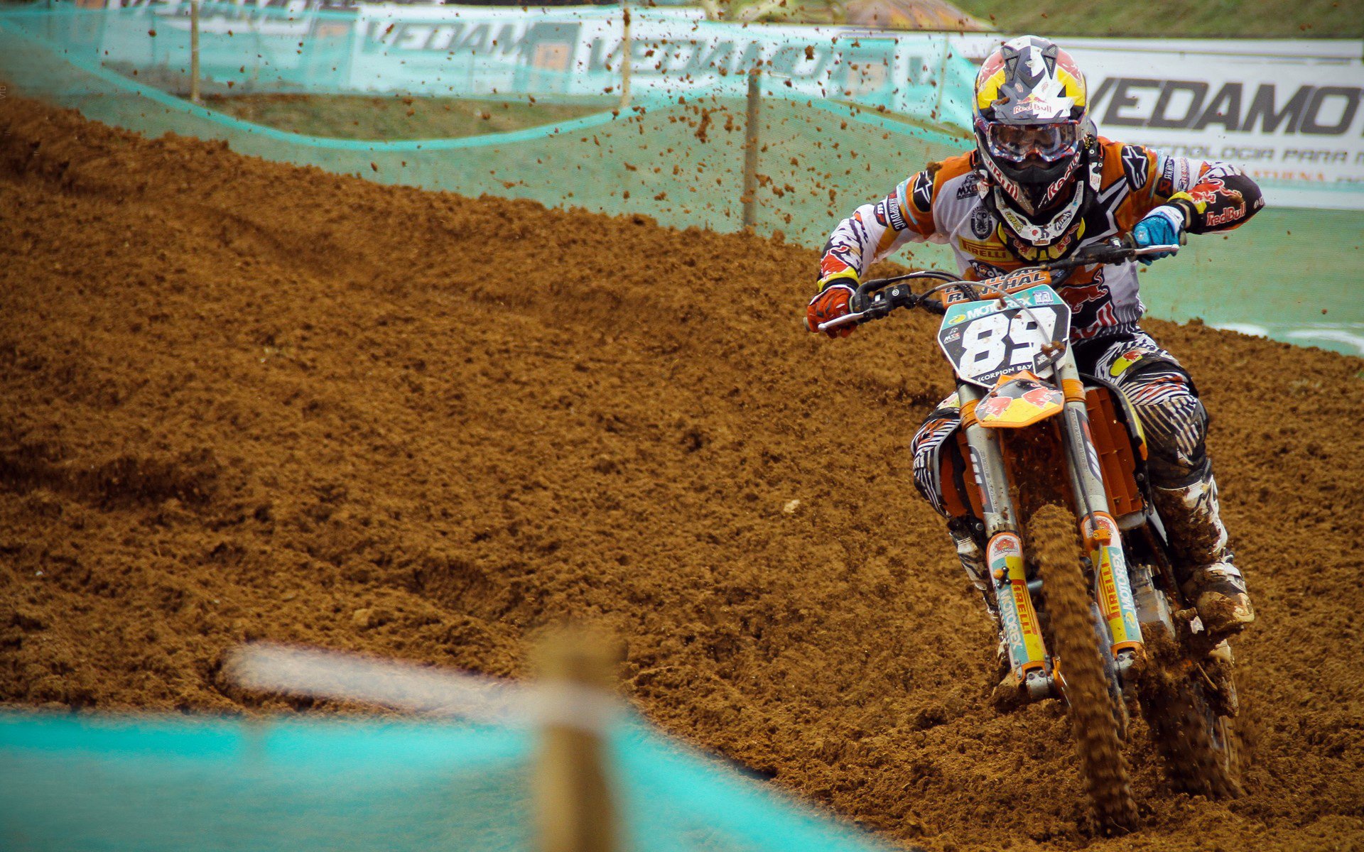 贝恩生涯之夜狂飙42分,马刺团队篮球力克东部霸主凯尔特人