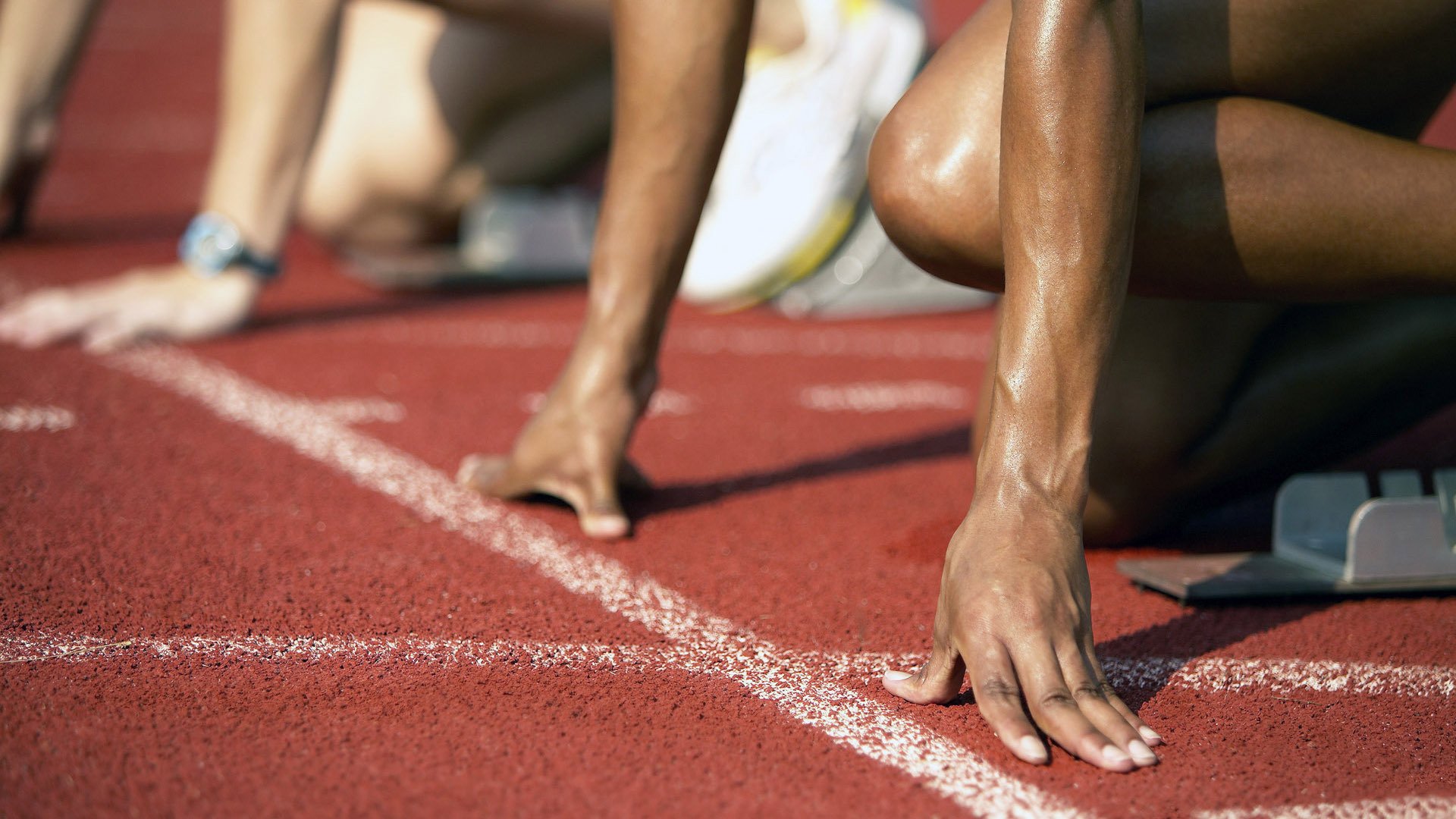 九游体育直播-从尼日利亚狂胜到李刚仁崛起，足球世界的多元叙事与身份迷思